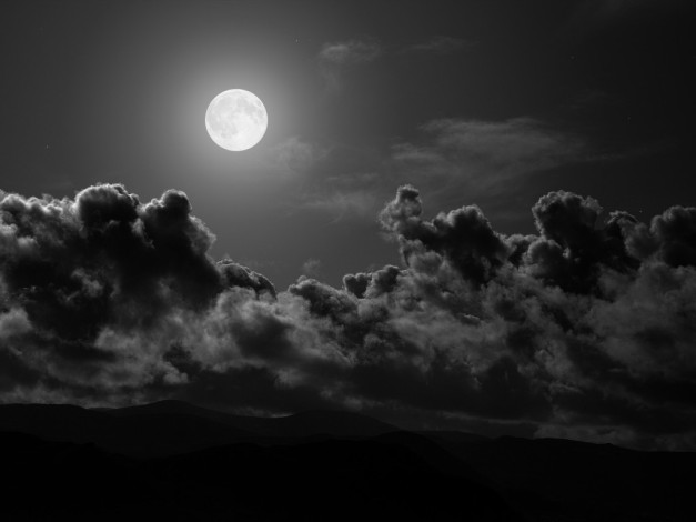 Night-Sky-with-Clouds-Natural-HD-Wallpaper